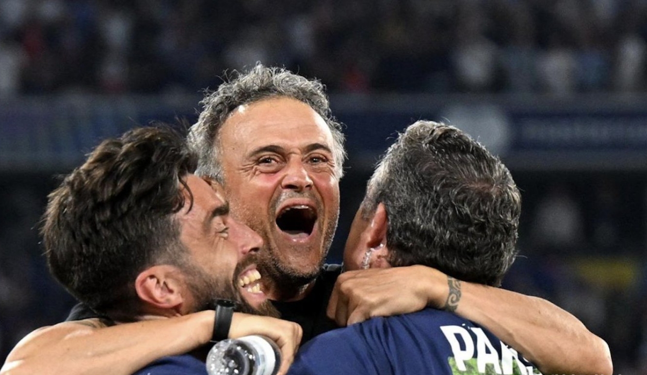 AC米兰鏖战土耳其，德布劳内关键制胜