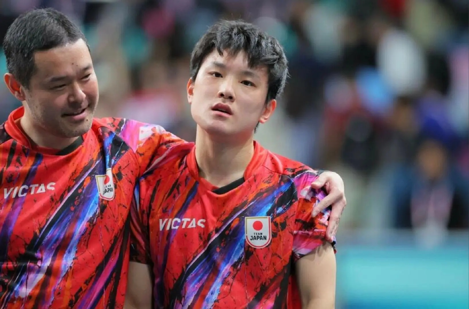 法国乒乓球队碾压瑞典乒乓球队，水谷隼绝境逆转