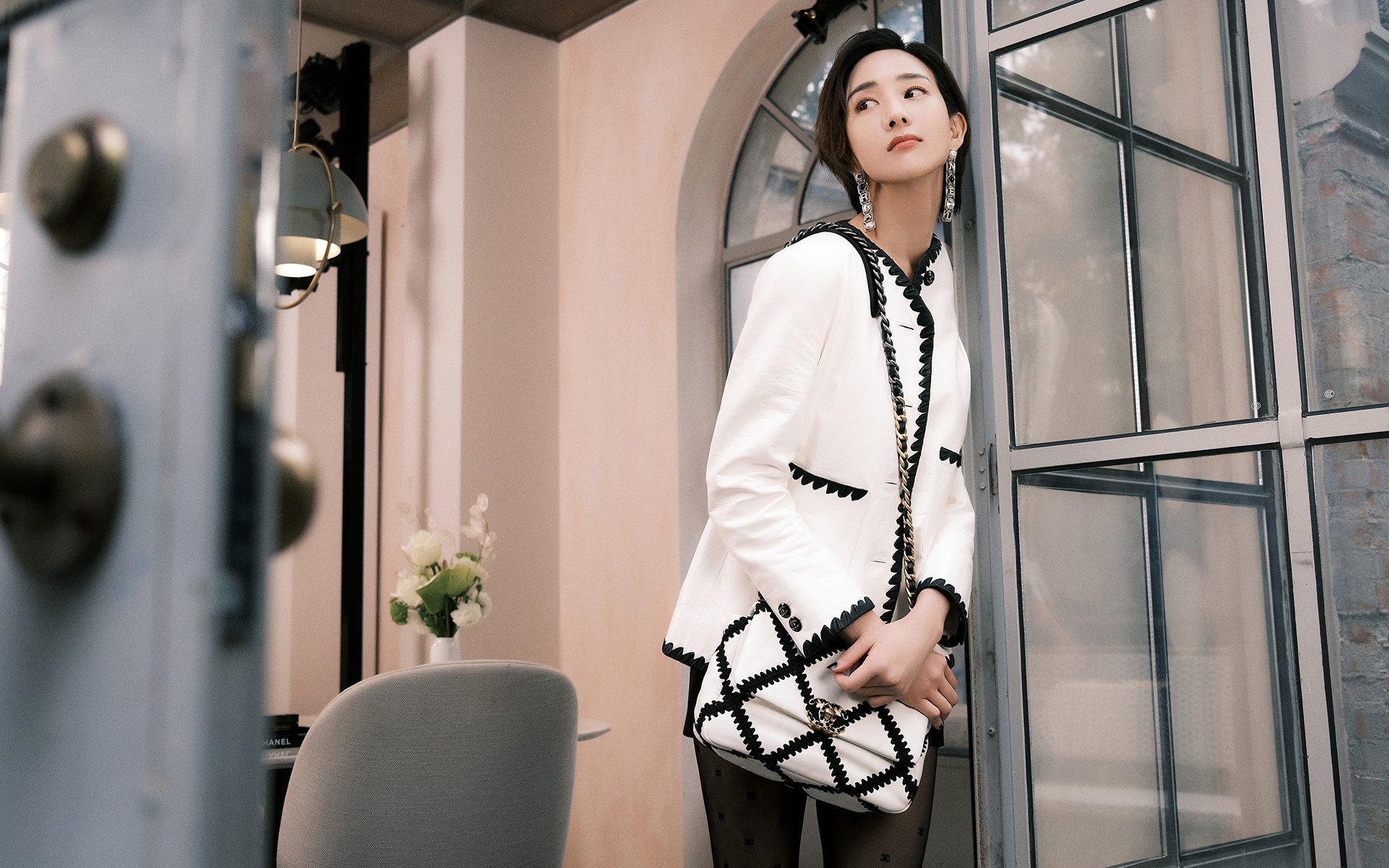 当篮球巅峰战遇见足球冷门，NBA季后赛焦点与葡萄牙粉碎新西兰的启示