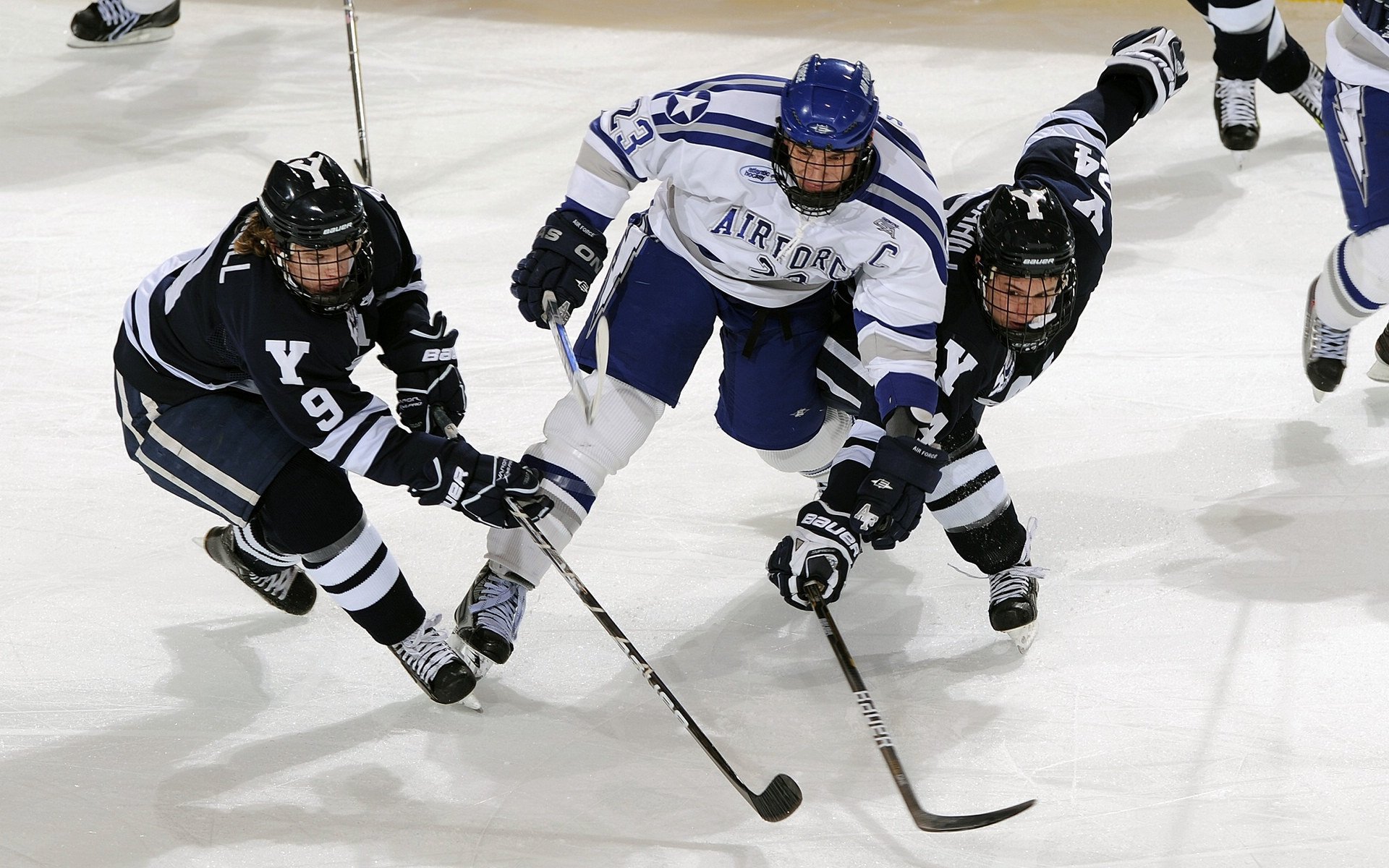 当深圳队鏖战太阳，一场跨越次元的NBA季后赛焦点战